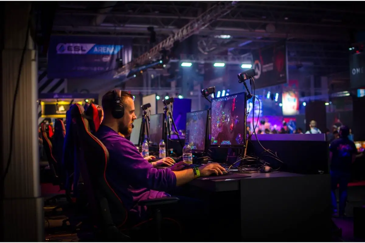 Getting A Career In Esports: What You Need To Know