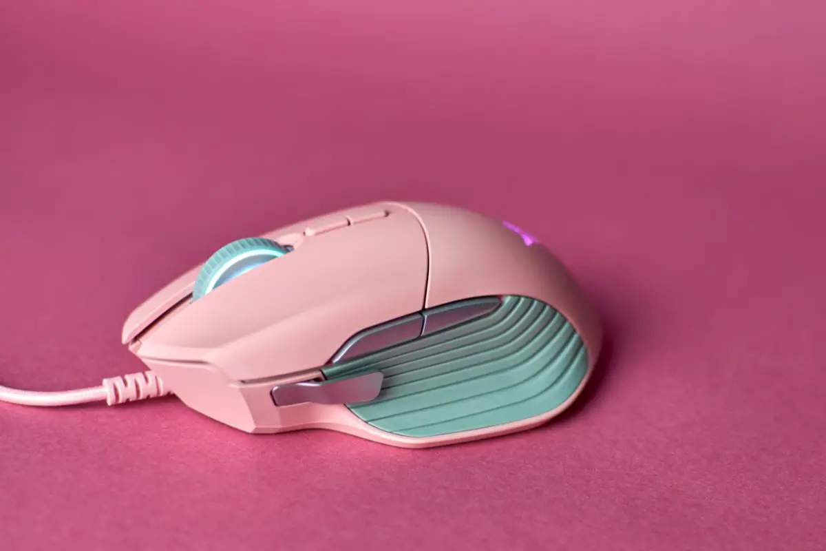 The Top 9 Gaming Mice With Palm Grip On The Market
